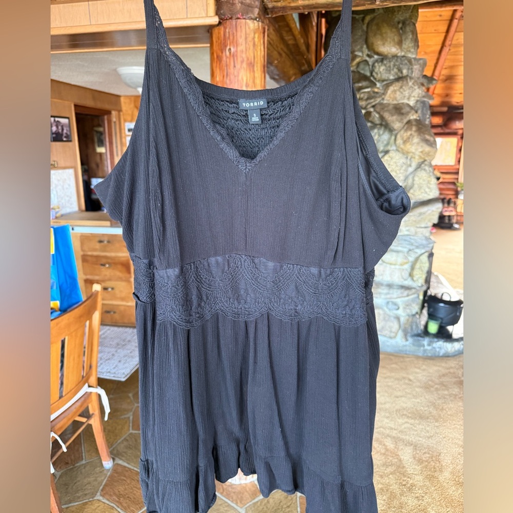 torrid Black Lace-Trim V-Neck Tank Top